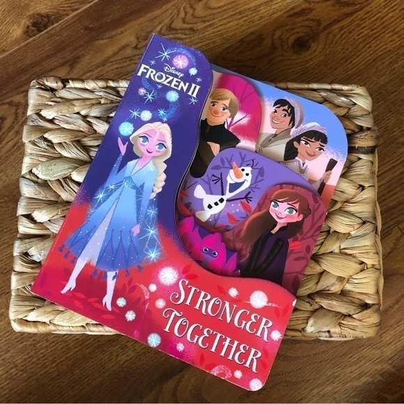 Children’s book: Disney: Frozen 2: Stronger Together board book - Picture 1 of 3